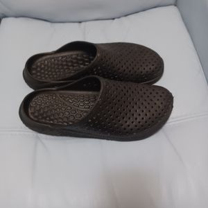 Men's Croc Like/Shower Shoes